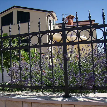 Sv. Pelegrin Умаг