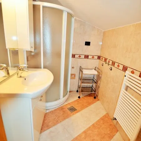 Апартаменты Sv. Pelegrin *