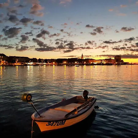 Sv. Pelegrin Апартаменты Умаг